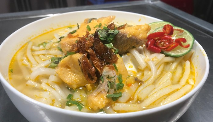 Bánh Canh Cá Lóc Cô Hạ - Bà Triệu