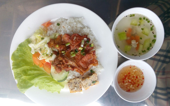 Quán Cơm Tấm Dì Tám