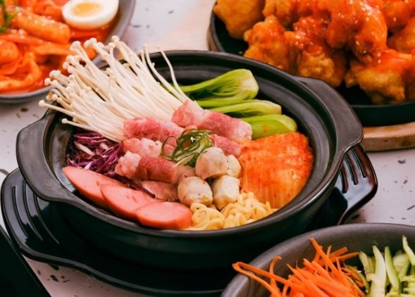 3A Korean Food - Gà Sốt Phô Mai, Mì Cay Hàn Quốc & Tokbokki - Nguyễn Văn Luông