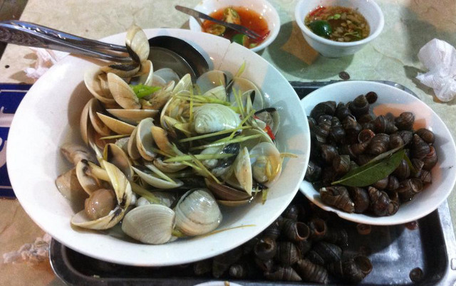 Quà Chiều - Chè, Ốc & Ngao
