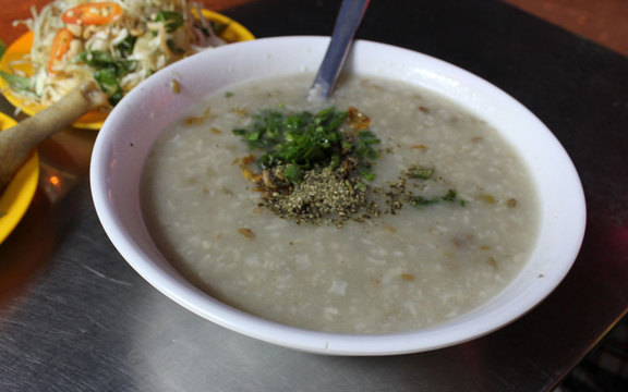 Thanh Vân - Miến Gà & Cháo Gà