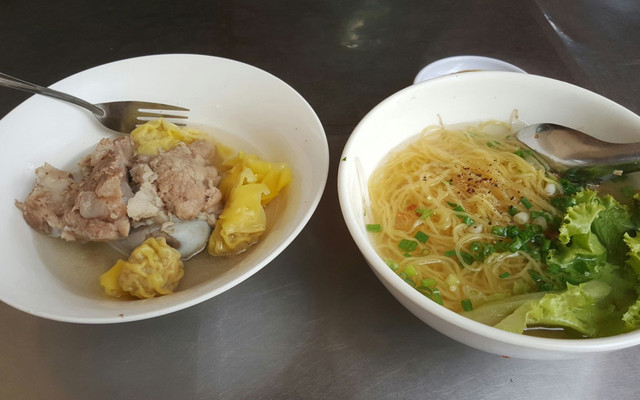 Hủ Tiếu Long - Hủ Tiếu & Bánh Canh - Lê Hồng Phong