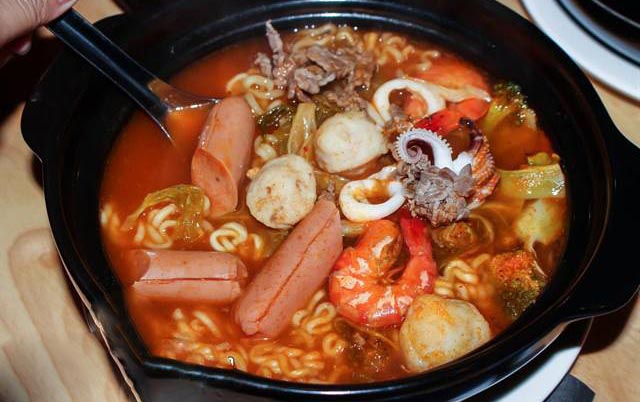 Suwon - Mì Cay 7 Cấp Độ Hàn Quốc