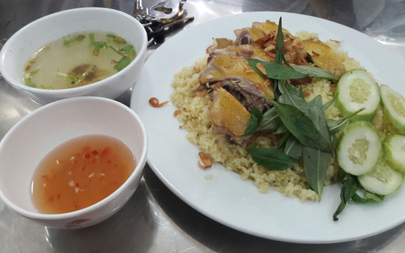 Mai Phụng - Cơm Trưa Văn Phòng