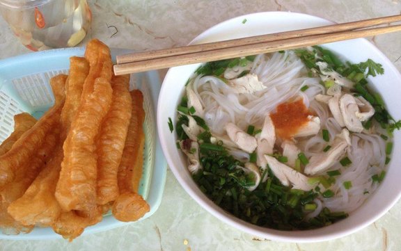 Vinh Vân - Phở Bò & Gà
