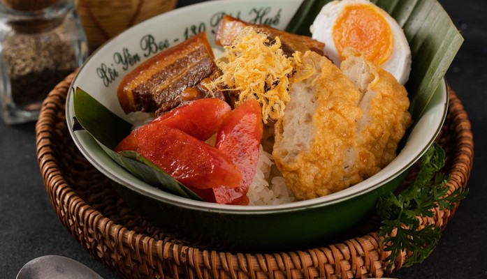 Bánh Mì & Xôi Yến Bee