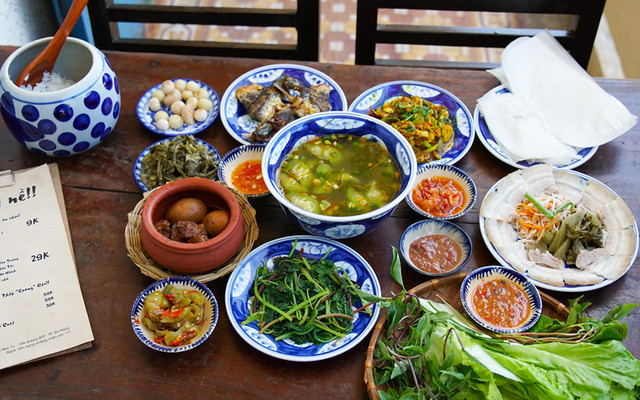 Quán Cơm Nhà Ta