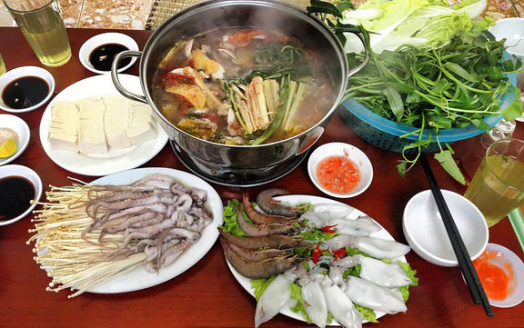 Nhất Quán - Lẩu & Các Món Nhậu