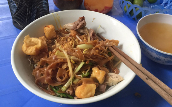 Bánh Đa Cua & Miến Trộn - Đặng Trần Côn