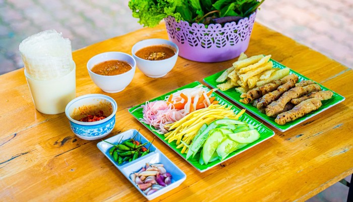 Anh Thái - Nem Nướng Ninh Hòa
