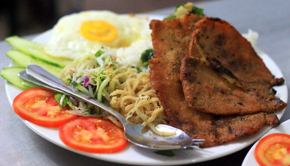 Cơm Tấm Dung - Nguyễn Thái Sơn