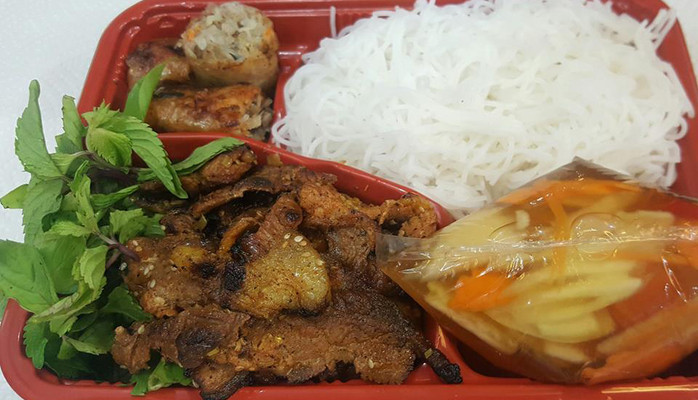 Bánh Cuốn, Bún Chả & Gà Tần - Nguyễn Viết Xuân - 155 Nguyễn Viết Xuân