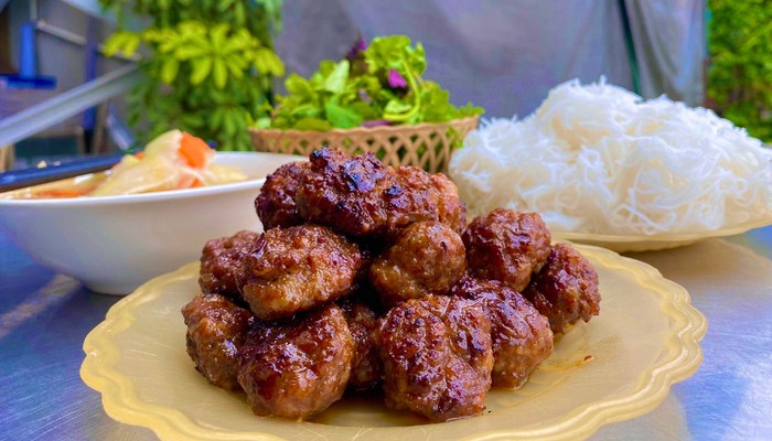 Bún Chả Vân Béo