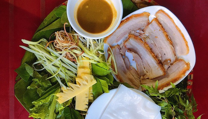 Mai Phạm - Bánh Tráng Cuốn Thịt Heo - 111A11 Nguyễn Quý Đức (Ngõ vào đối diện Trường Tiểu học Đặng Trần Côn)