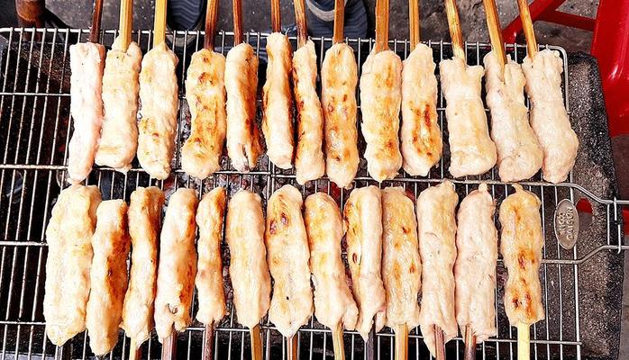 Cô Nga - Nem Nướng Ninh Hòa - Nguyễn Thái Bình