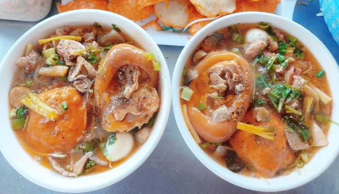 Bánh Canh Cua - Hủ Tiếu Hải Sản Bà Chiểu