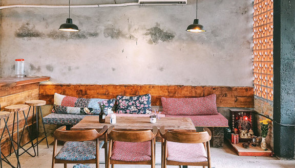Nhà Gỗ - Wooden House Coffee
