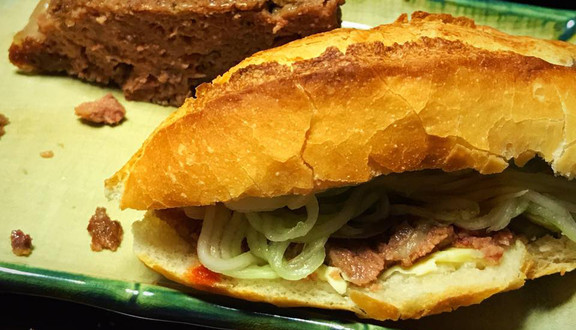 Bà Khánh - Bánh Mì Pate