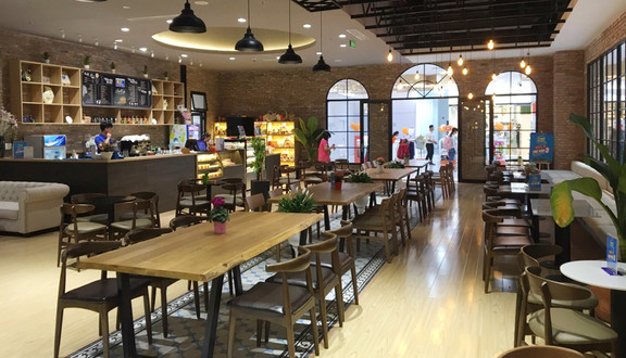 Book Cafe PNC - Vạn Hạnh Mall