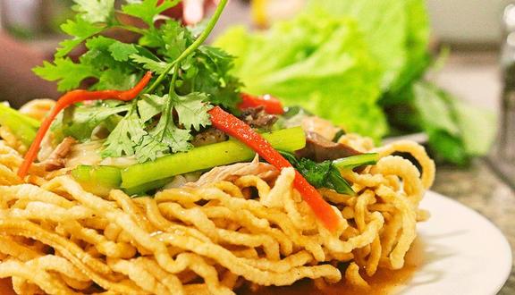 Cơm Gà & Mì Xào Giòn