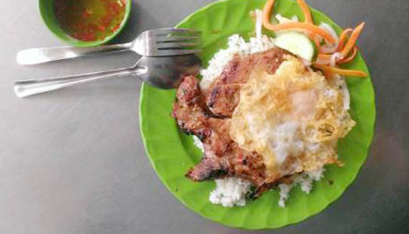 Cơm Tấm Hẻm 30