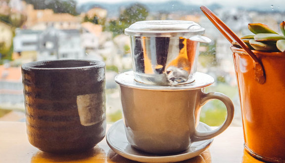 Vườn Trứng Cá Cafe - Đường A