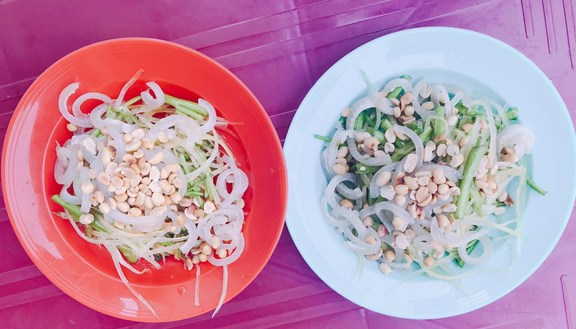 Gỏi Rau Muống Dì Phụng - Chợ 57