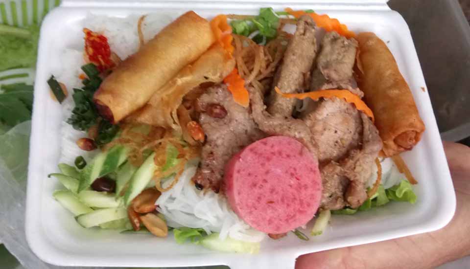 Cô Năm Nha Trang - Bún Nem Nướng & Nem Cuốn