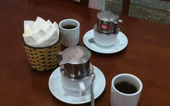 Tũn Coffee