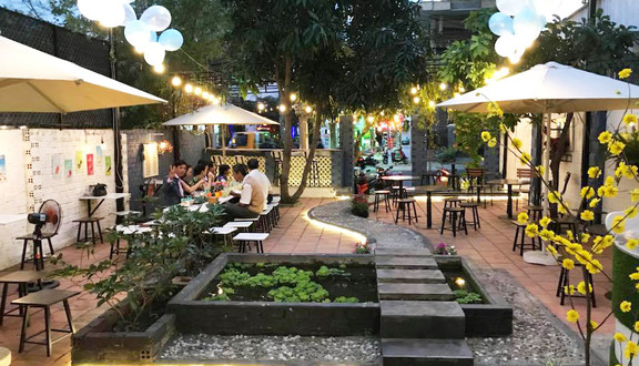 Hai Chàng Food & Drink