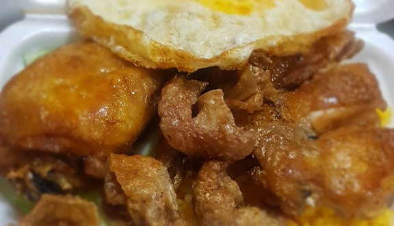 Linh - Cơm Gà Xối Mỡ - Đường Số 7