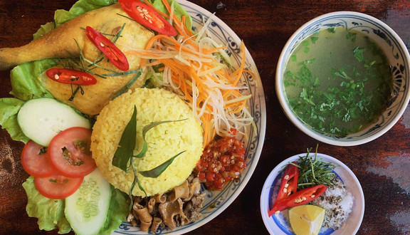 Cơm Gà Khu Phố 4