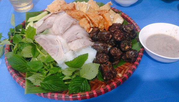 Cô Chín - Bún Đậu Mẹt