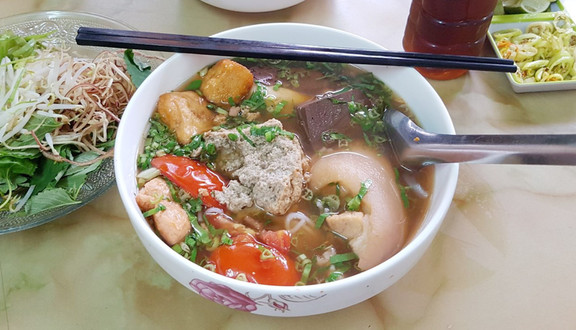 Chị Anh - Bún Riêu & Canh Bún