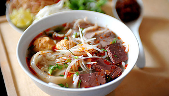 Bún Bò & Chả Cua - Đặng Dung