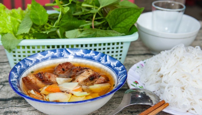 Hưng Oanh - Bún Chả Hà Nội