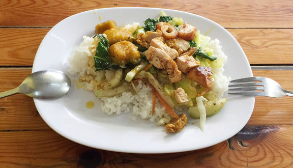 Quán Cơm Tư Kiều 3