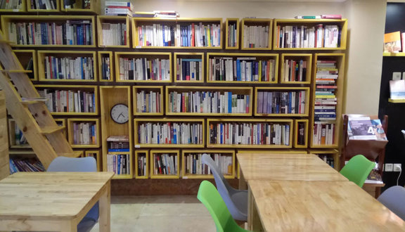 Book Cafe - Cafe Sách Phú Mỹ Hưng