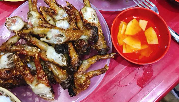 Quán Cây Đa - Chân Gà Nướng - 16B Ngõ Gạch
