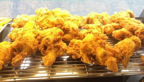 An Vi - Gà Rán & Khoai Lang Lắc - Tô Hiệu