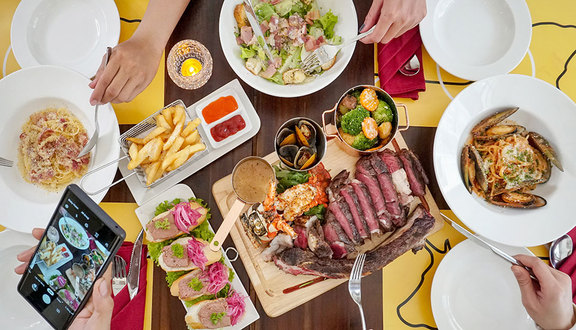Fumo - Steak, Pasta & Bar
