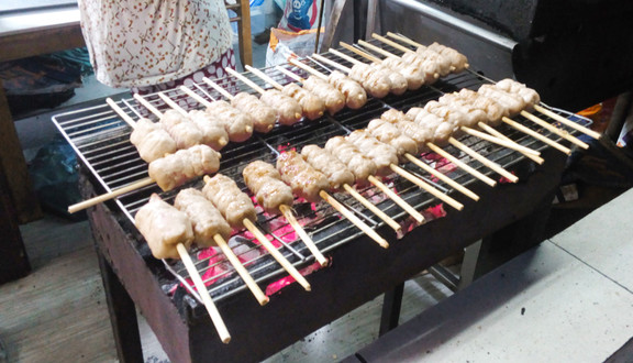 Bánh Mì Nem Nướng Út Kim