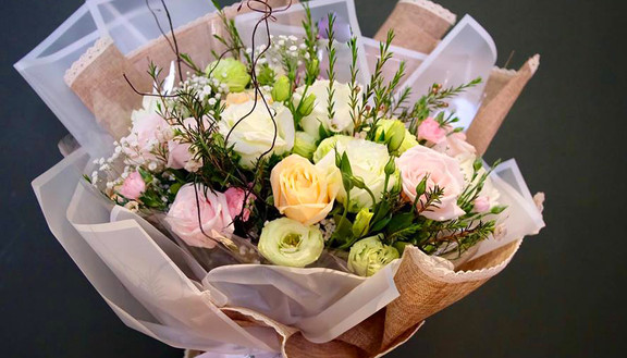 Hoa Yêu Thương