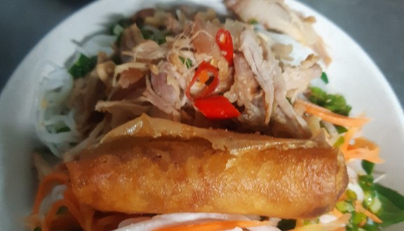 Thảo Nguyên - Cơm Tấm & Bún Thịt Nướng - Sơn Kỳ