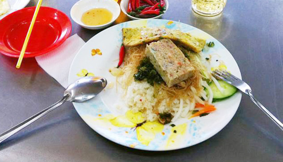 Cơm Tấm Bình Dân - Bến Vân Đồn