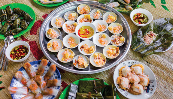 Quán Bánh Bà Chi Xứ Huế - Đặc Sản Bánh Bèo, Lọc, Nậm - Cơ Sở 2/64 Hoàng Diệu