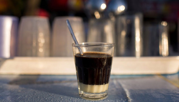 Cafe Võng - Phạm Văn Đồng
