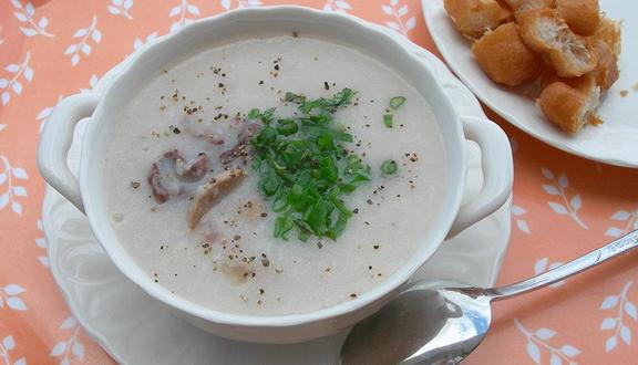 Bé Trân - Cháo Dinh Dưỡng