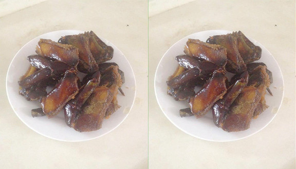 Sam Bà Tỵ Chính Hiệu