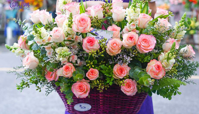 Lan Tím Flower Shop